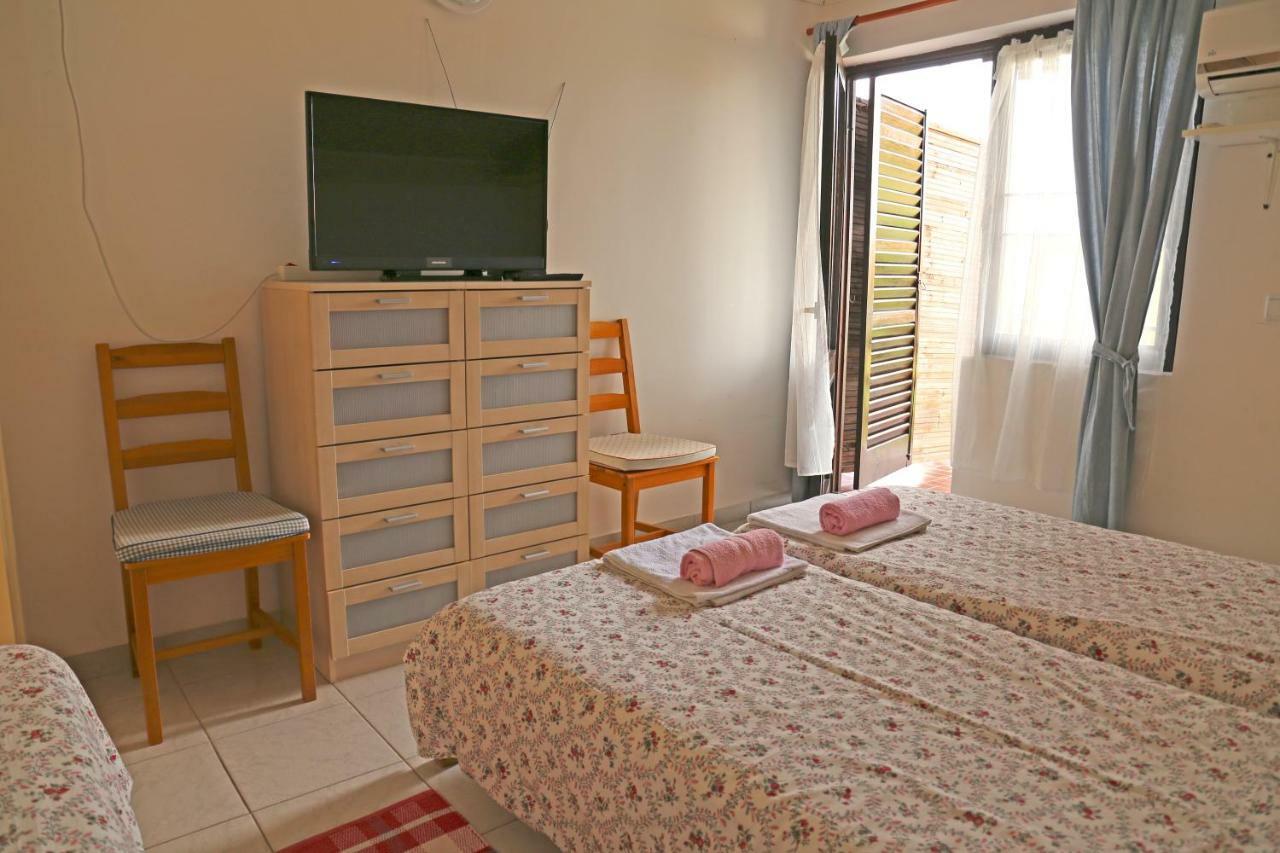 Apartments Mira Gornji Karin Ngoại thất bức ảnh